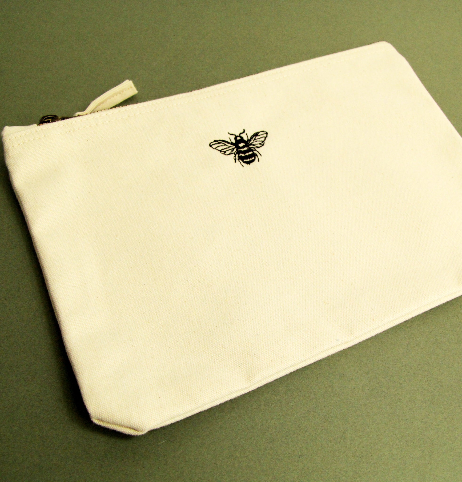 Embroidered Bee Zip Bag Large